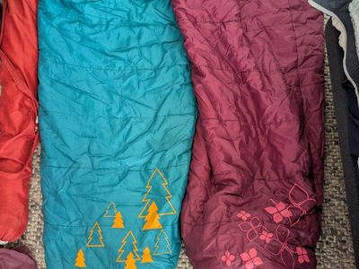 Kelty Big Dipper 30 Kids Sleeping Bag - Youth Size, Purple/Orange/Blue, Excellent Condition