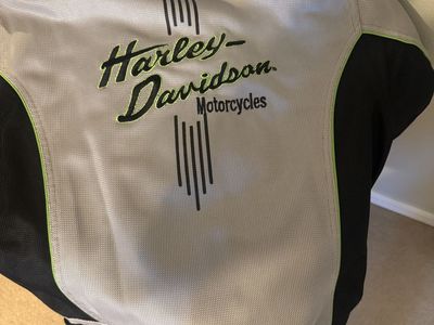Harley Davidson women's riding jacket - EXCELLENT CONDITION