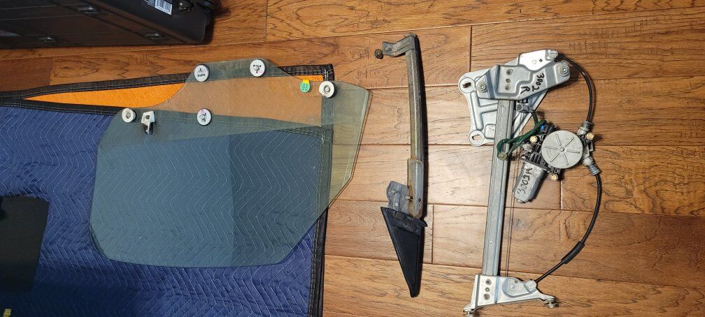 S2000 Passenger Door' Components