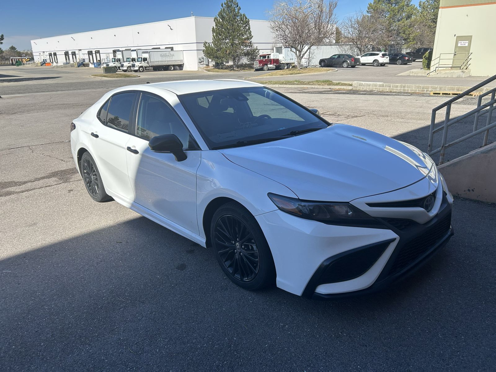 2022 Toyota Camry Hybrid SE Nightshade