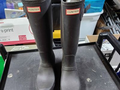 Hunter Original Tall rain boots Size 10