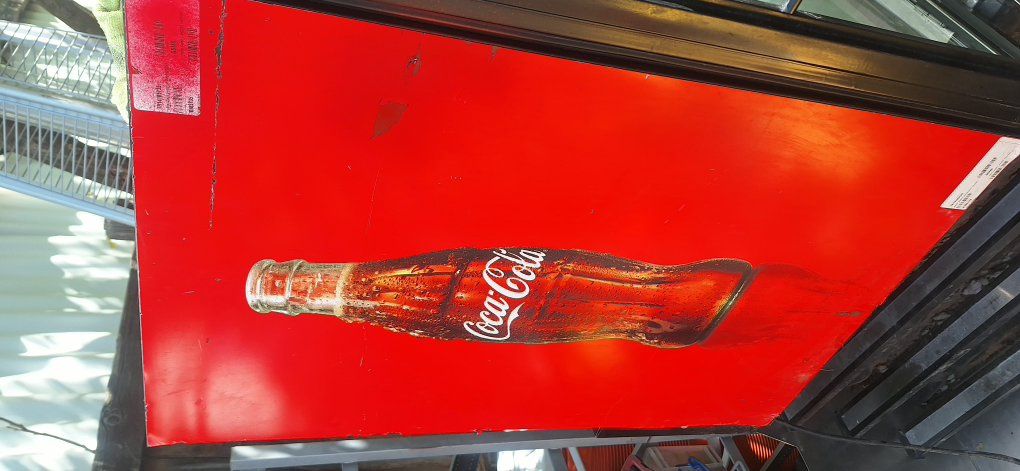 Coca-Cola mini fridge 3'×2'