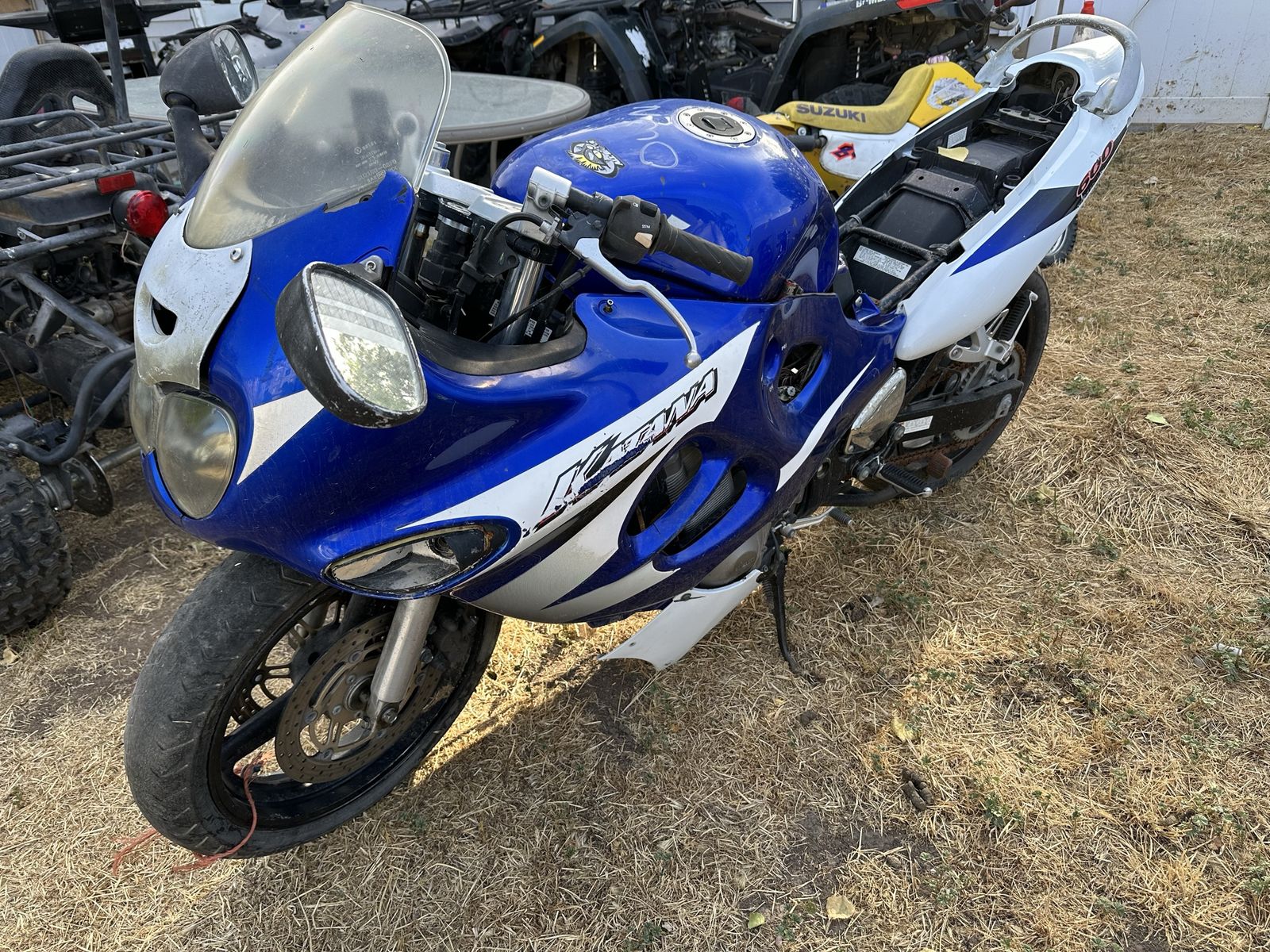 04 Suzuki GSX 600