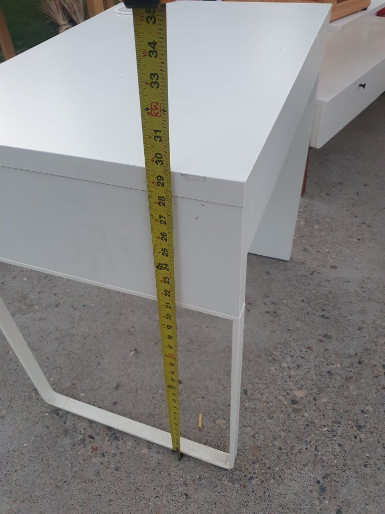 Main image 24