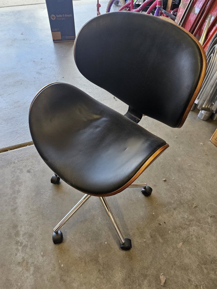 Mid-Century Modern Swivel Office Chair - Black Faux Leather & Walnut Wood, Adjustable Height