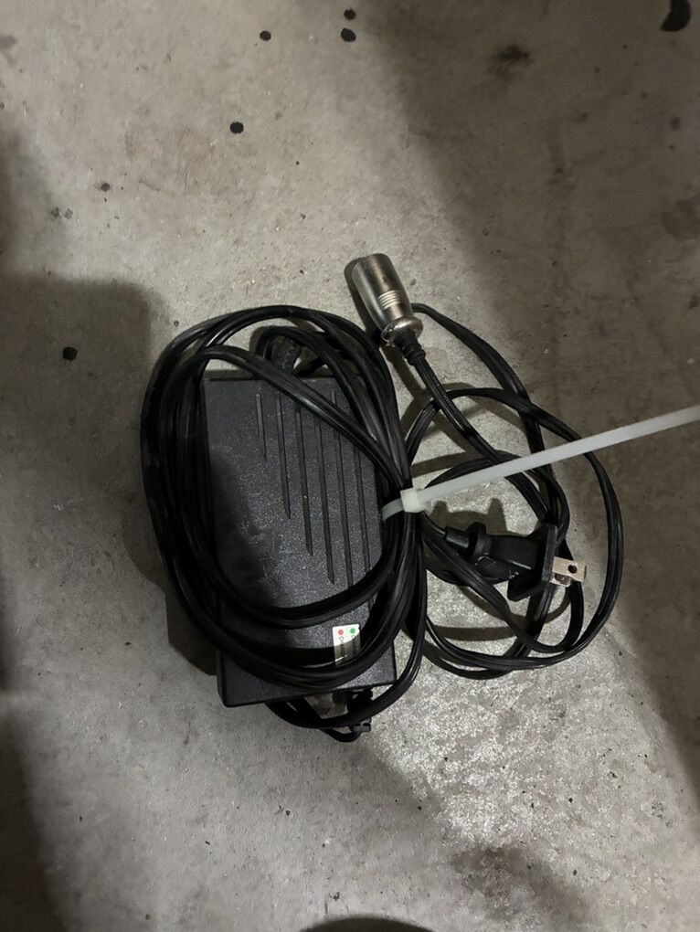 Razor Dirrt Bike Charger