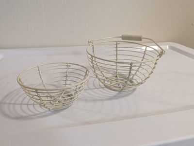 cute set of two wire cream Easter baskets