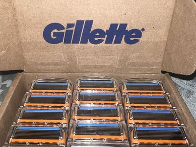 Gillette Razor Blades 24 Cartridges Box