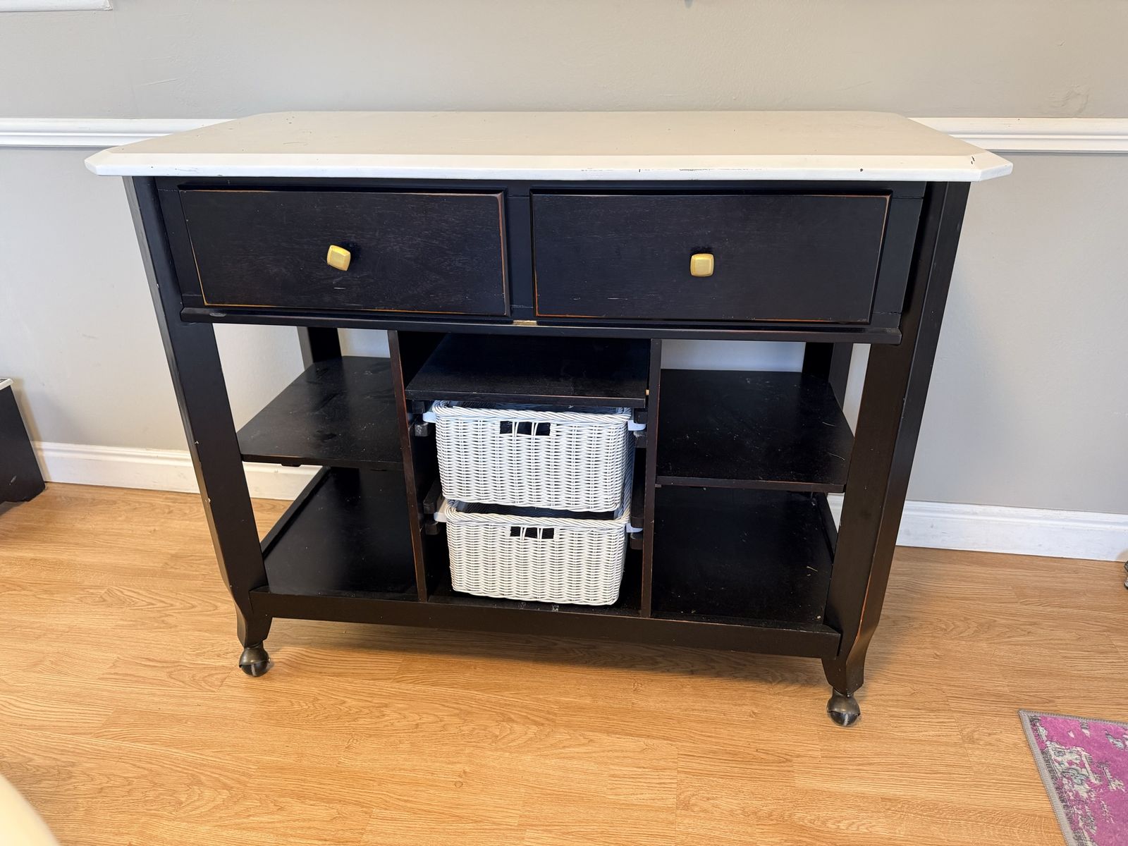 Kitchen/dining Server On Wheels