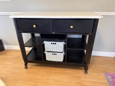 Kitchen/dining Server On Wheels