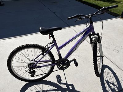 Huffy Laramie 24" Women's Mountain Bike, Purple, 21-Speed, Shimano Equipped