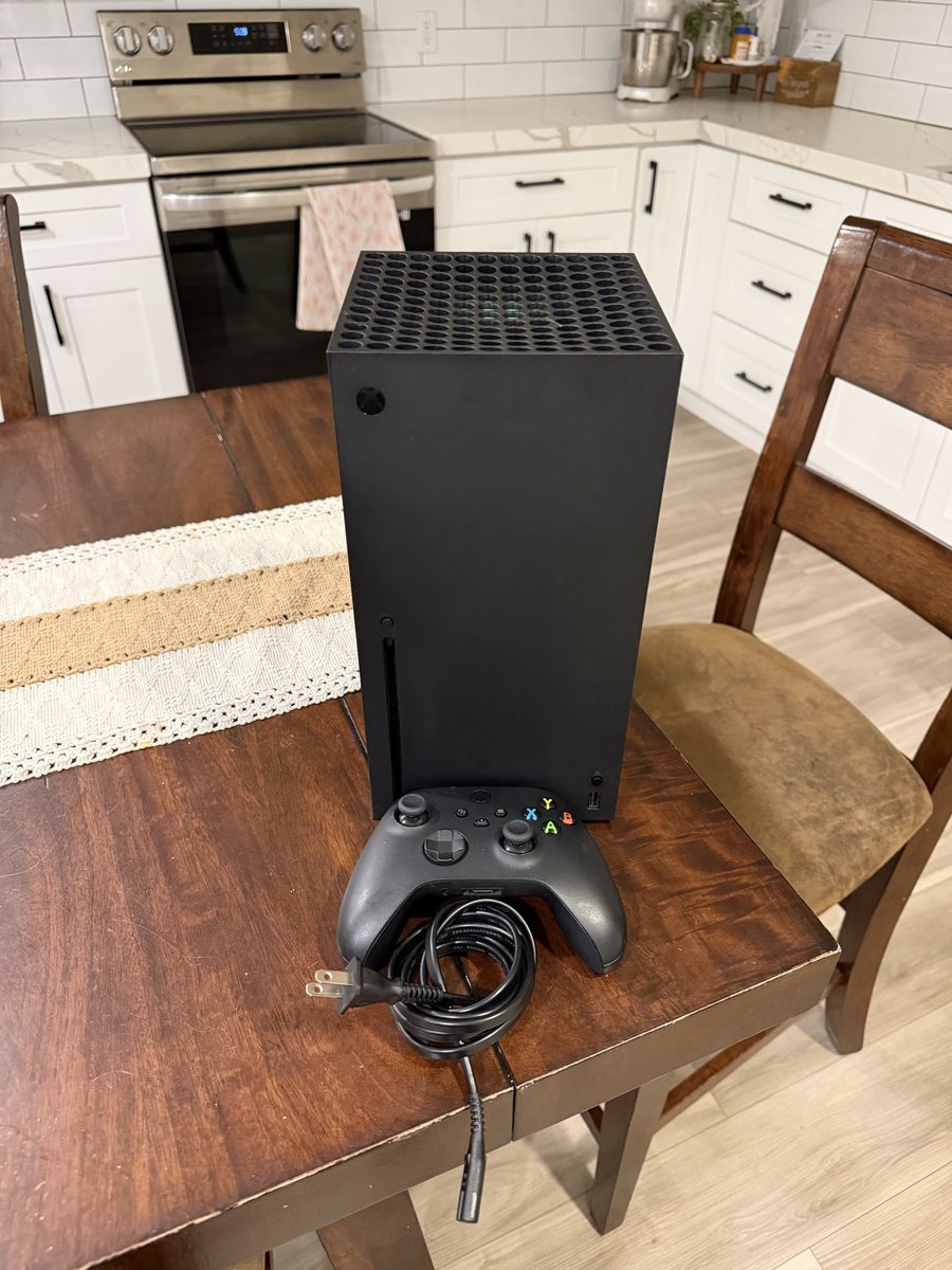 Microsoft Xbox Series X 1TB Console with Wireless Controller - Used