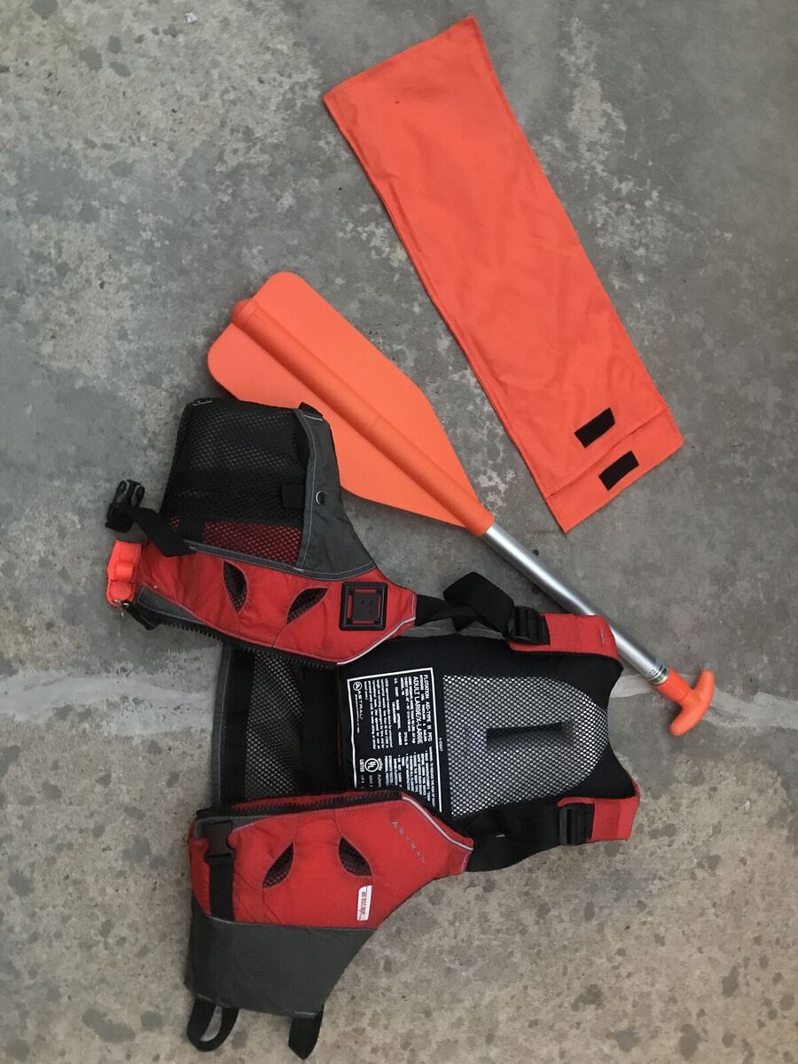 Emergency Paddle,15.00 Extrasport Ultralight kayak life vest size LARGE $30.00