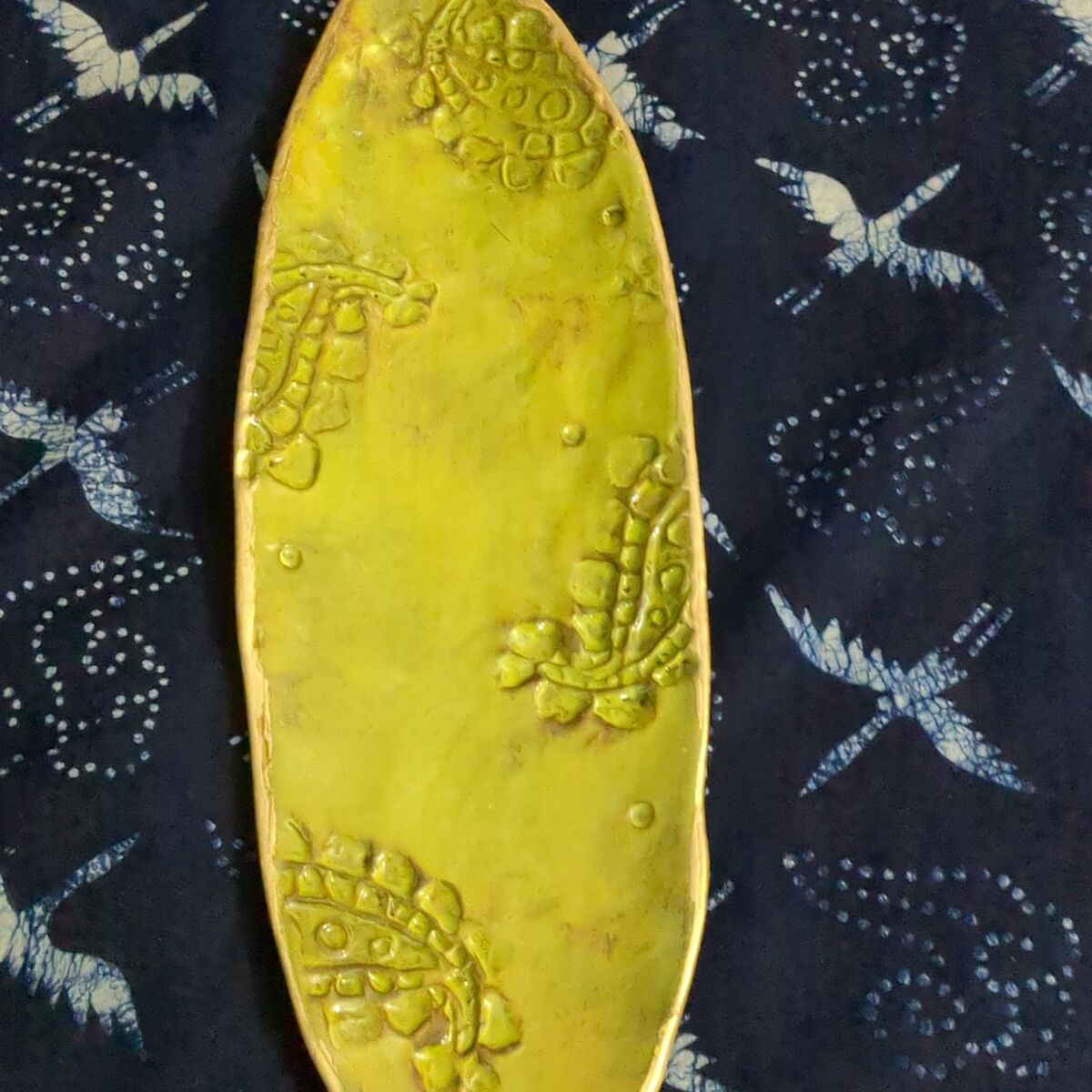 b ware small oval serving platter