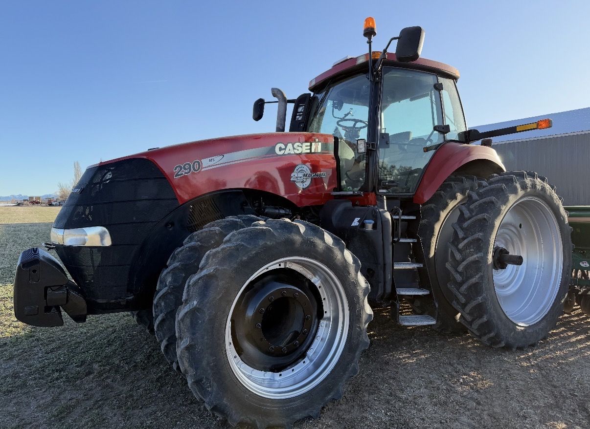 2013 Case Magnum 290 Tractor
