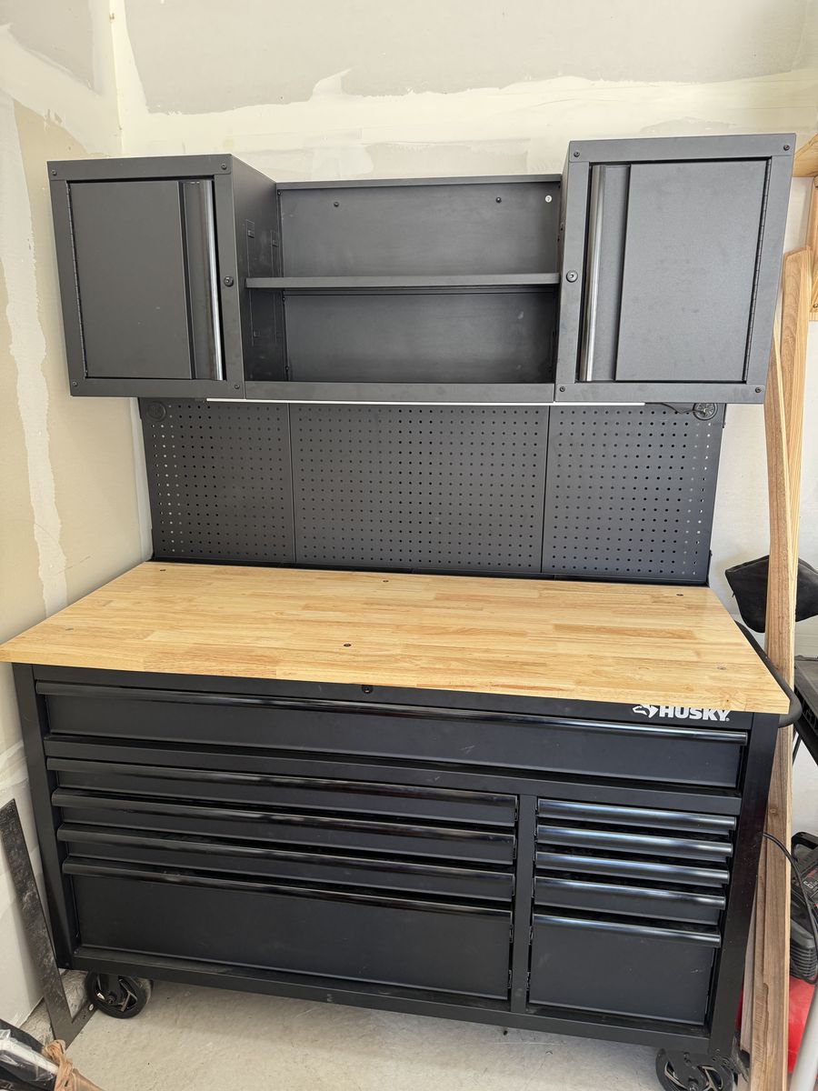 Husky Workbench