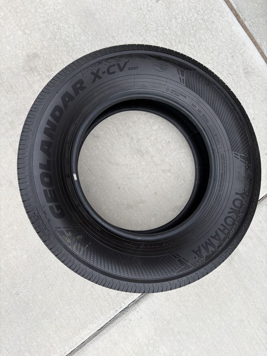 Yokohama Geolandar X-CV G057 Tire (Used)