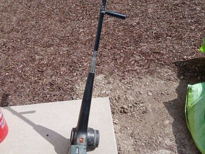 PENDING 2 HP Black and Decker edger