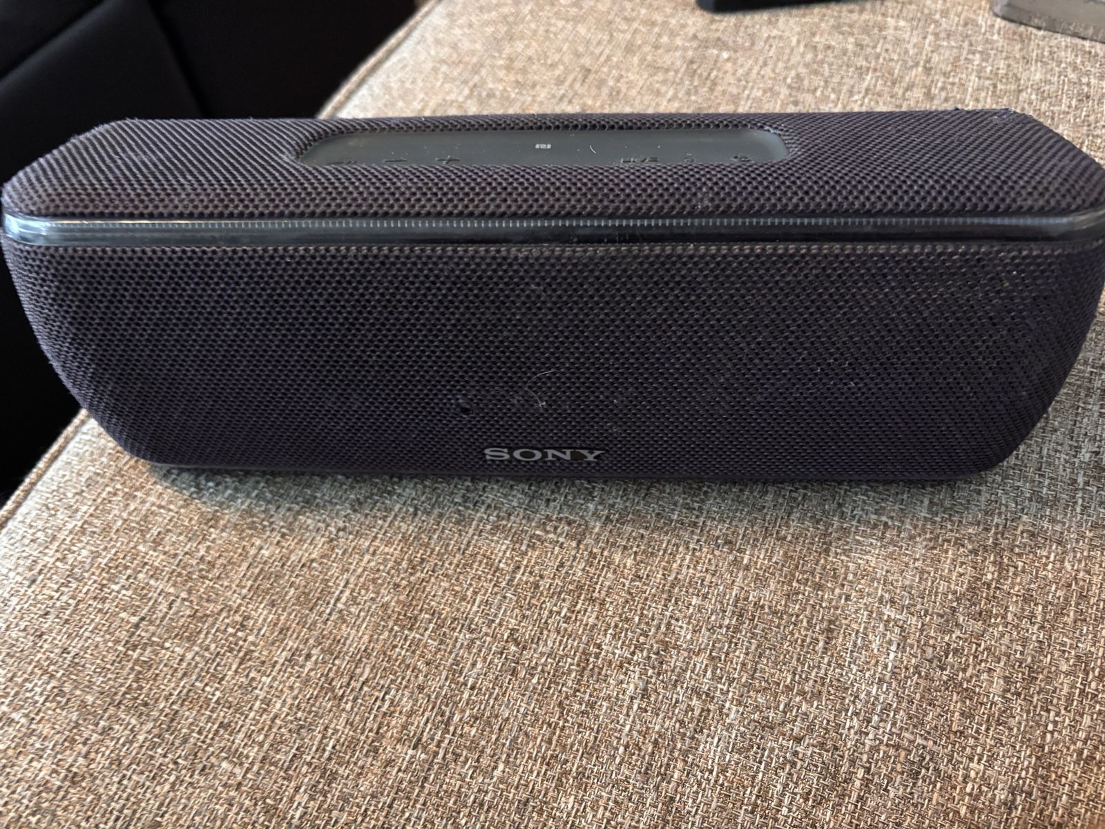 Sony Srs-xb41 Bluetooth Speaker Works Great