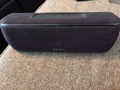 Sony Srs-xb41 Bluetooth Speaker Works Great