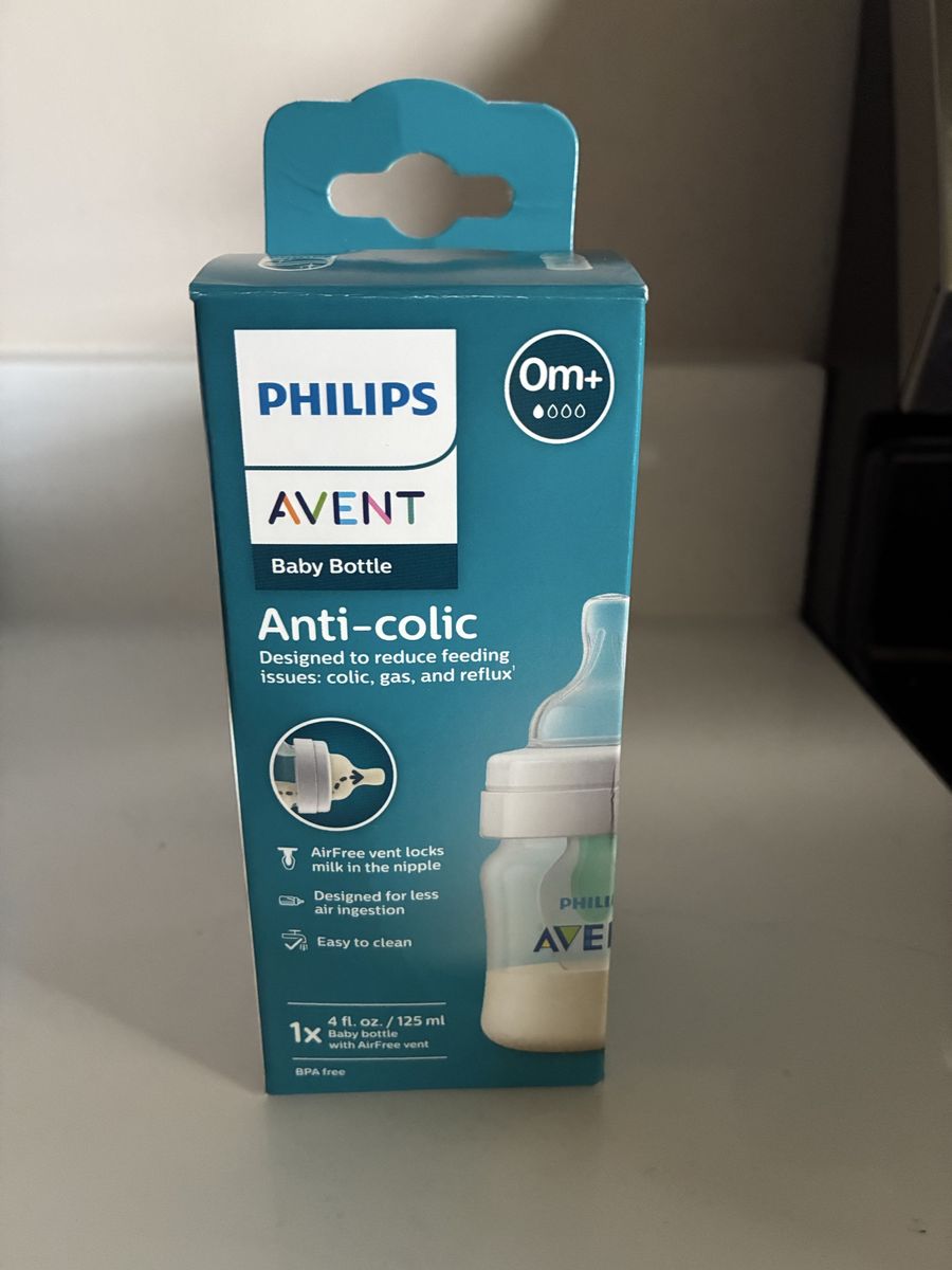 Philips Avent Anti-Colic Baby Bottle 4 oz / 125 ml with AirFree Vent (0m+)