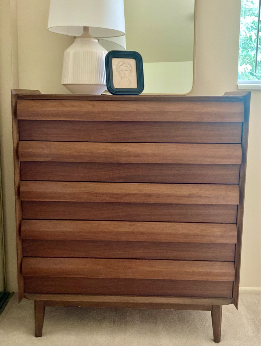 Vintage Lane Mid-Century Modern Walnut Gentleman’s Tallboy Dresser