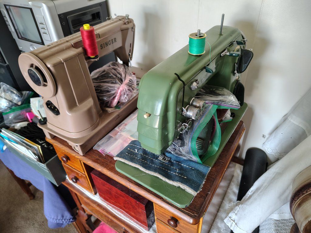 indoor Sale sewing machines