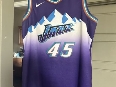 Donovan Mitchell Utah Jazz Mtn Jersey size S