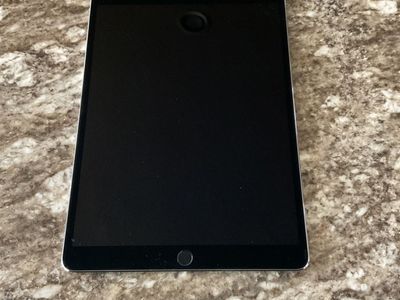 Apple iPad Pro 11" 3rd. Generation FOR SALE
