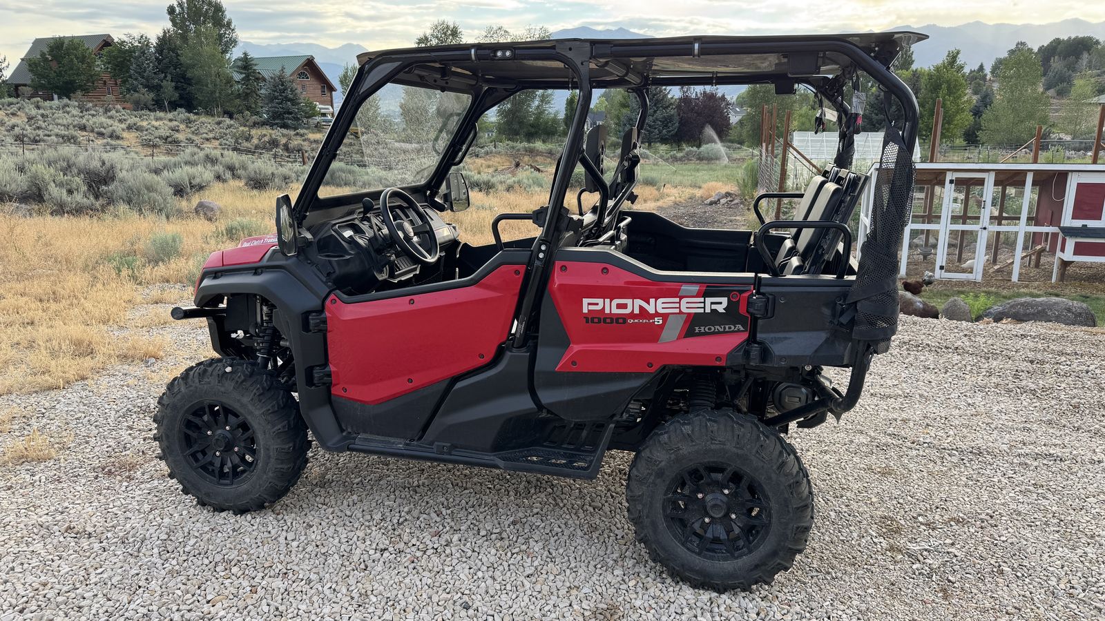 2024 Honda Pioneer 1000-5