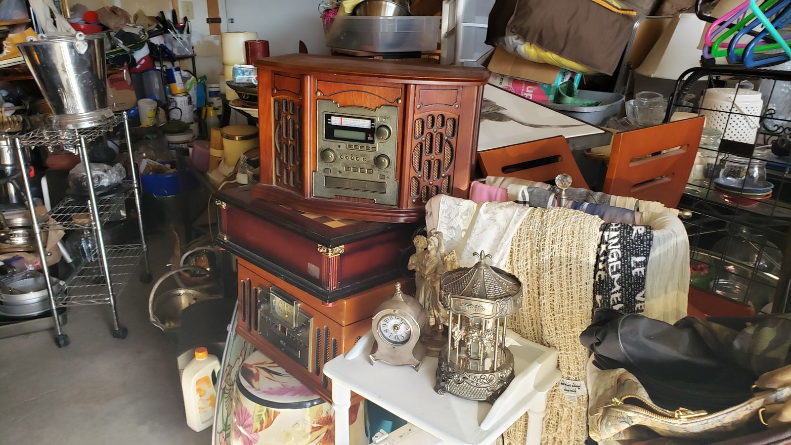 SUPER yard sale