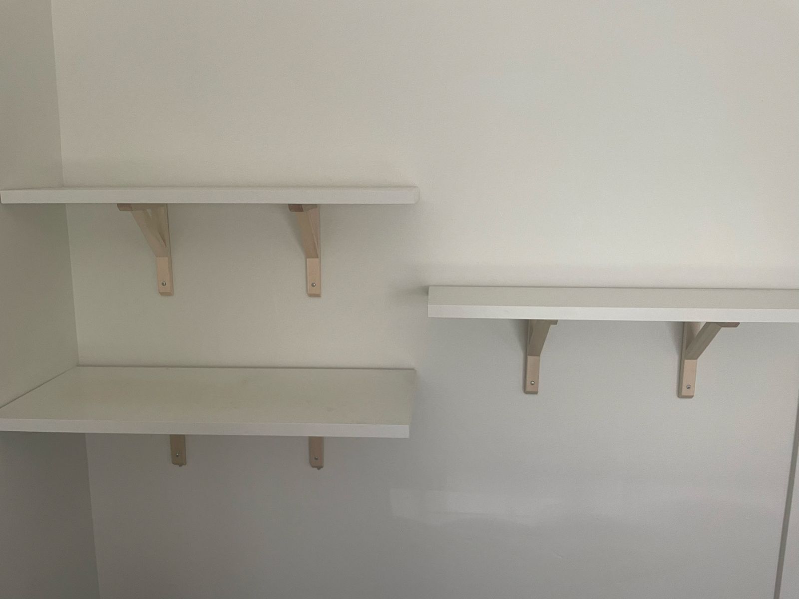 Set of White Wall Shelves with Light Wood Support Brackets