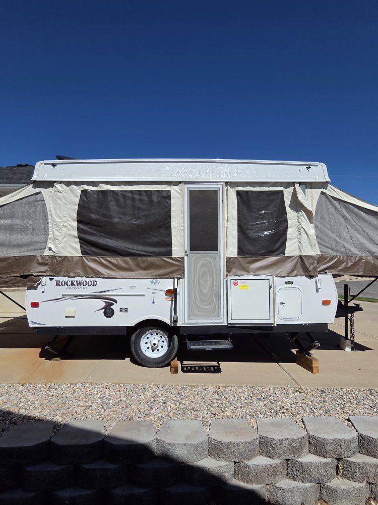 2015 Rockwood Freedom 2280 by RiverForest