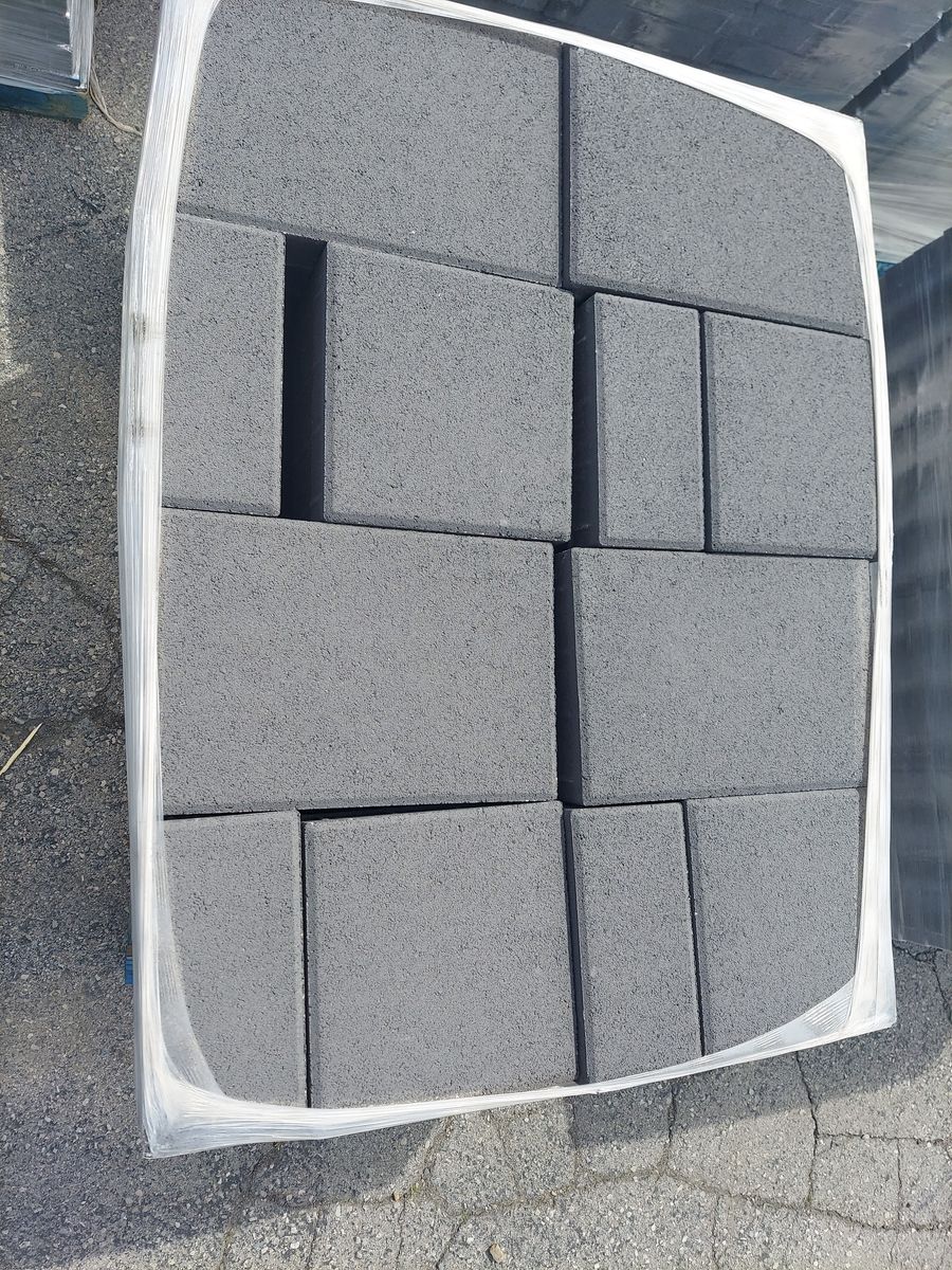 BLACK MONUMENTAL PAVERS