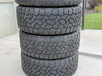 35/12.50R22 Toyo AT3 Load F Almost new
