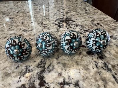 BLue & Brown Shabby Chic door Knobs.