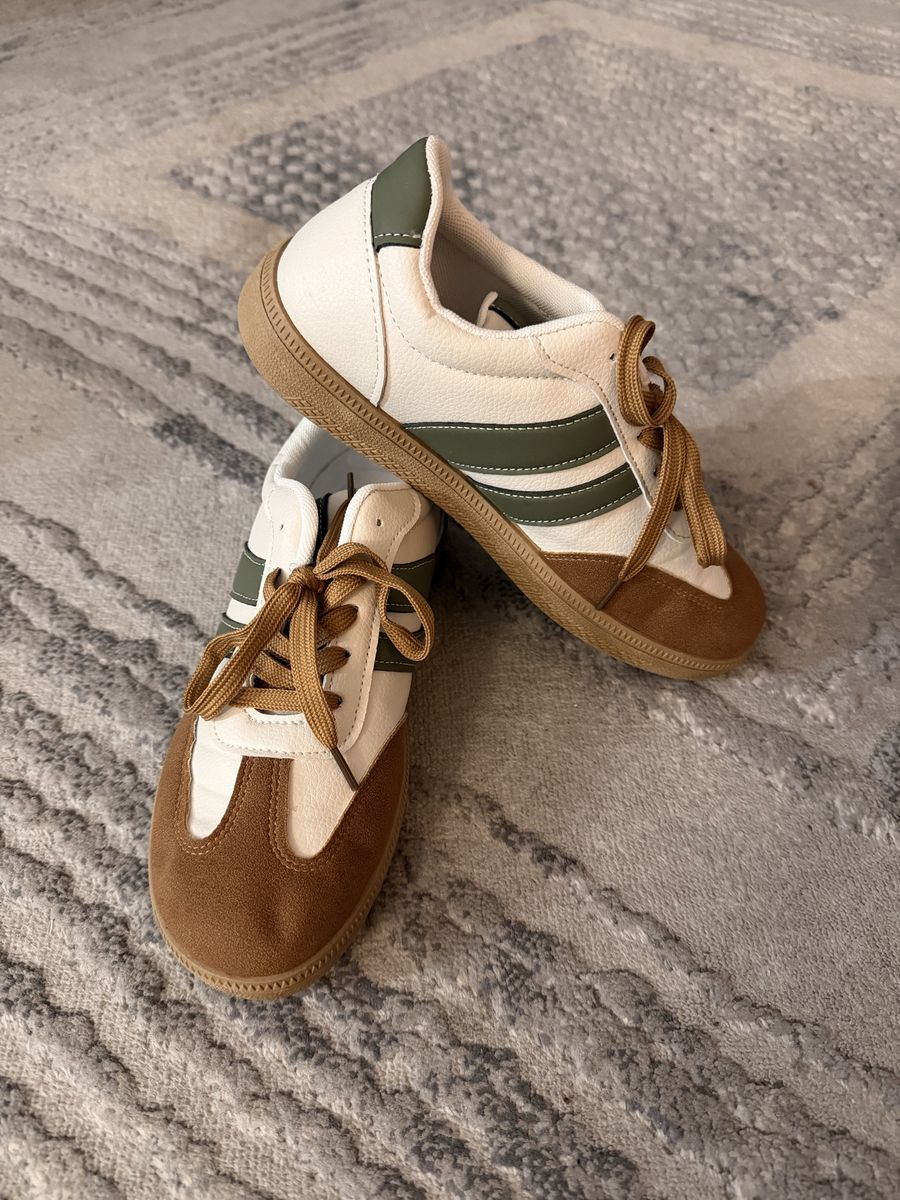 women's Fashionable Sneakers