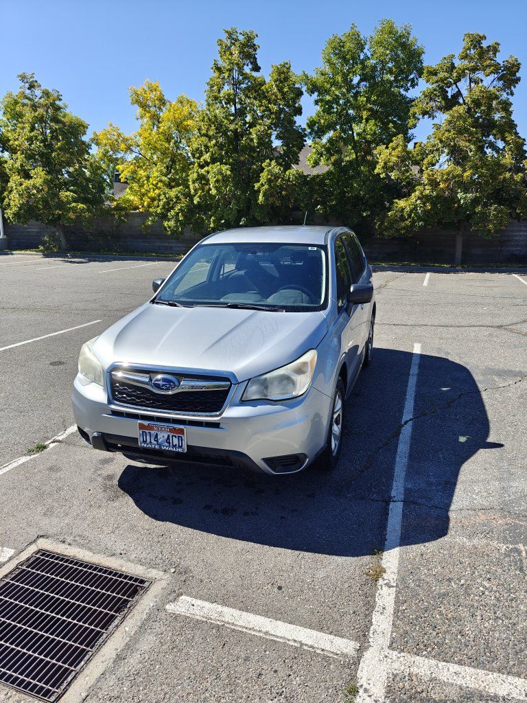 2014 Subaru Forester 2.5i