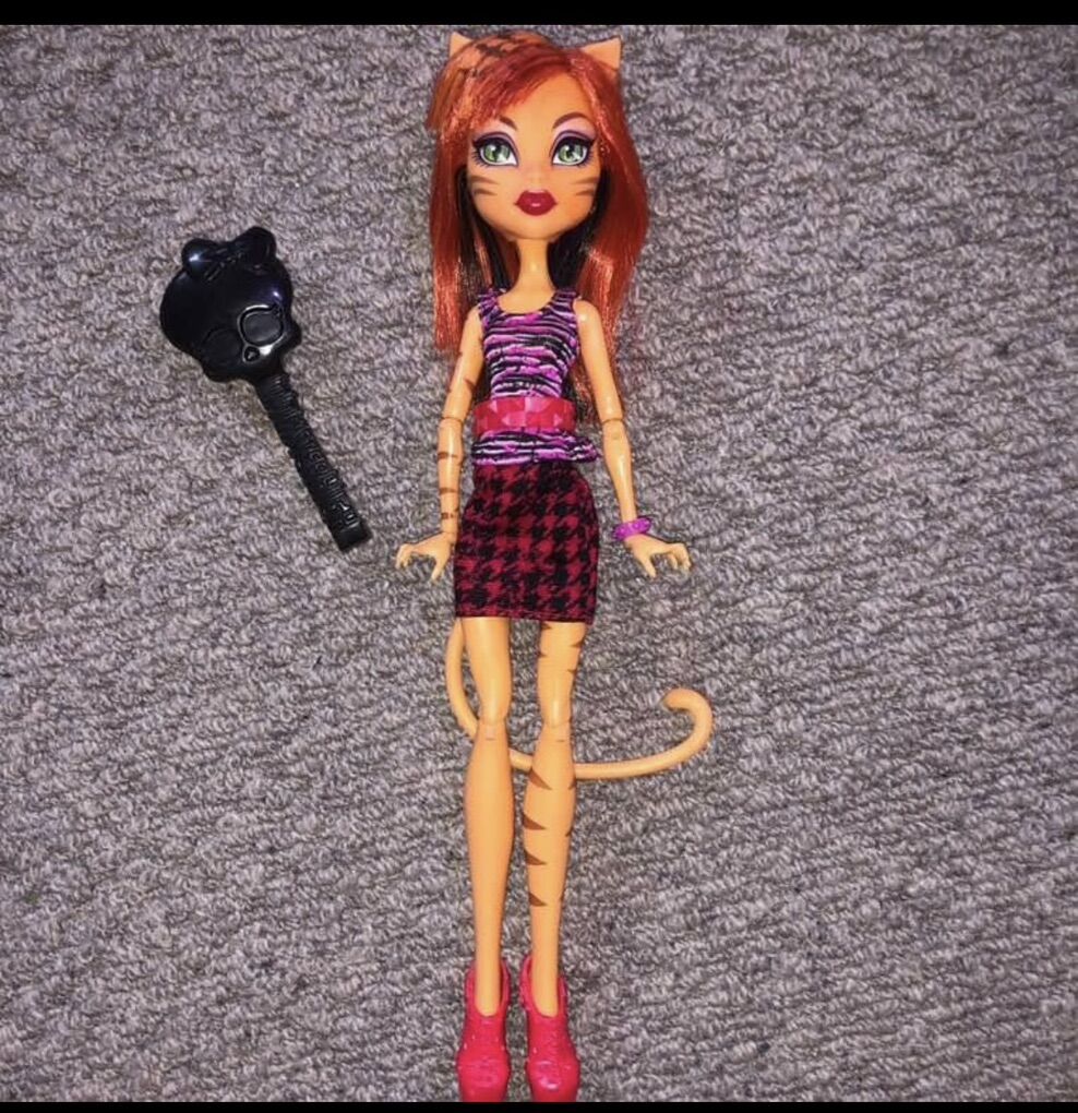 Monster High Coffin Bean Toralei