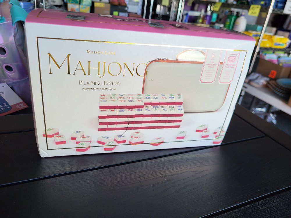 Mahjong Blooming 160-Tile Set with Vegan Leather Case Bag - Complete Mahjong Game