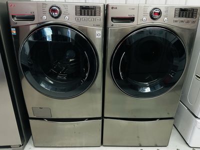 Lg Steam Electric Front Load Set With Pedestals
