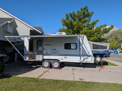 19' Hybrid Travel Trailer w/ KING + QUEEN Beds – Everything Works – Ready to Camp! - Priced to Sell