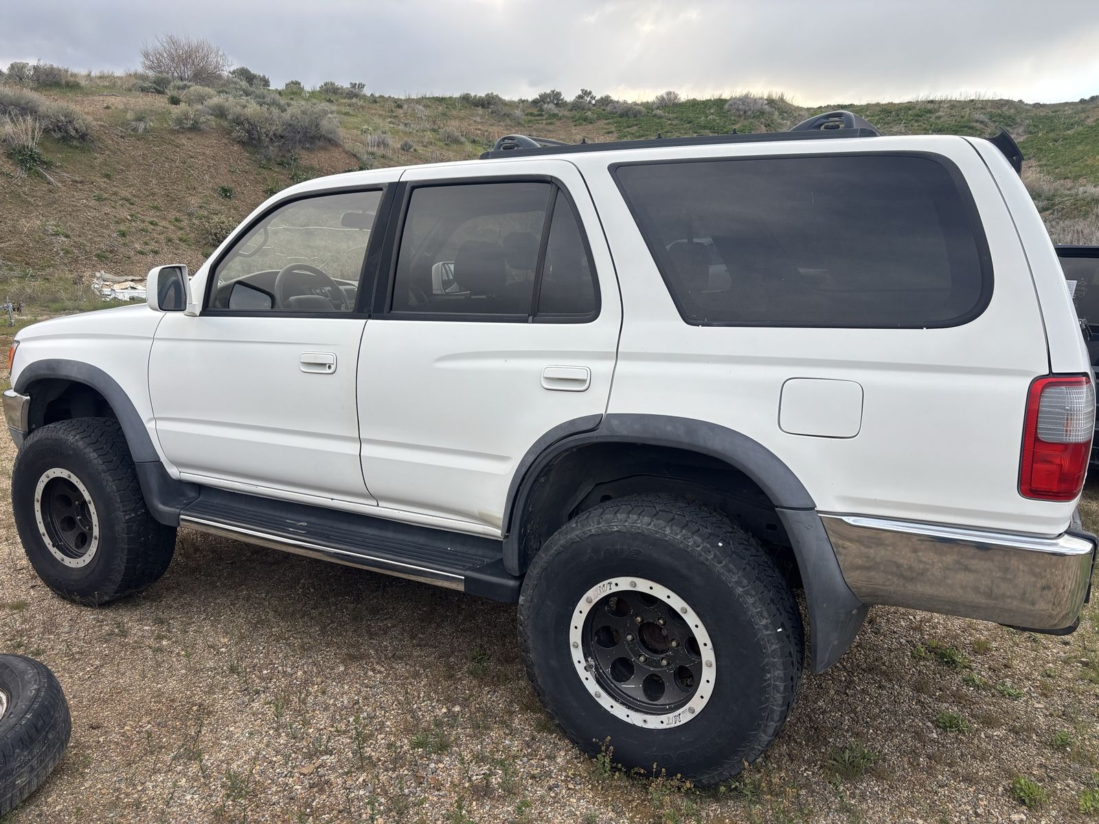 1998 TOYOTA 4RUNNER 4X4 AUTO 3.4 FOR PARTS