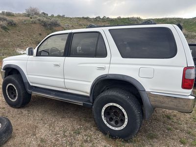 1998 TOYOTA 4RUNNER 4X4 AUTO 3.4 FOR PARTS