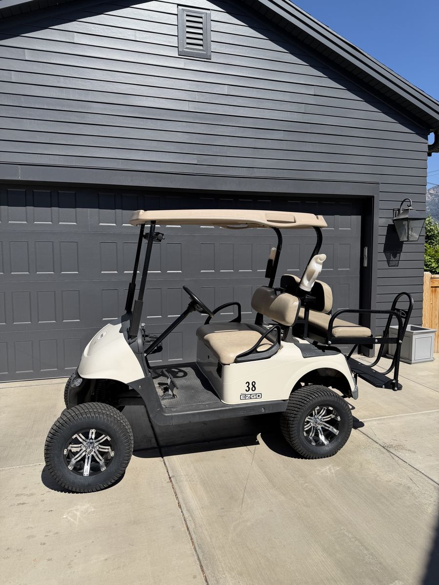 2014 E-Z-GO RXV Electric Golf Cart - Lifted, 4-Passenger, Brand New Trojan Batteries + Charger