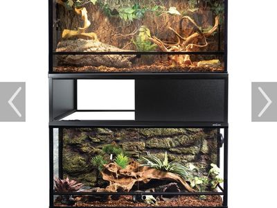 Terrarium stacker