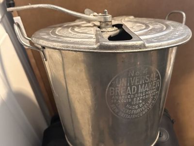RARE ANTIQUE No. 4 Universal Landers, Frary & Clark Bread Maker!!