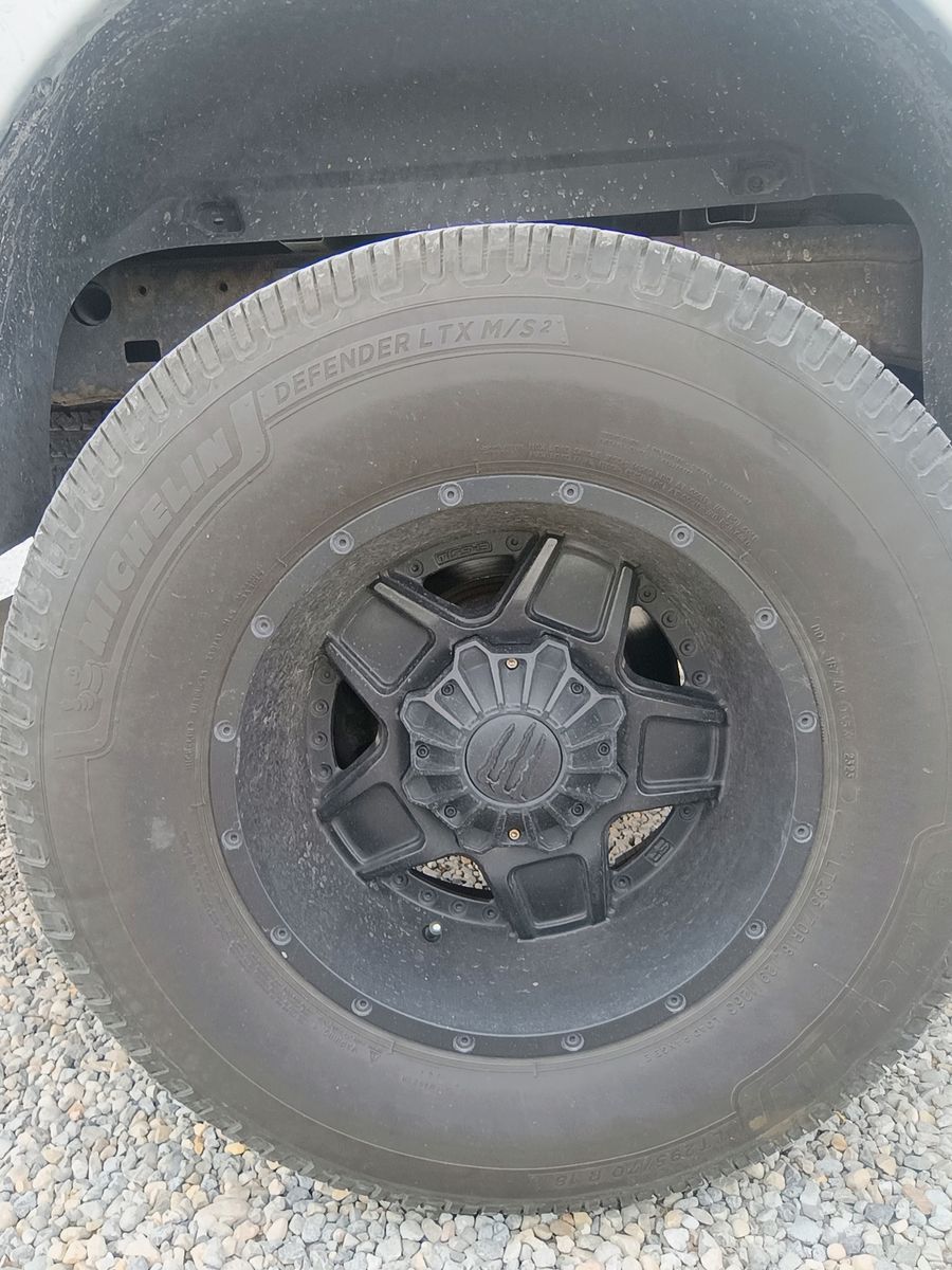 Michelin Defenders 295/80R18 and or Monster rims 8x6.5 lug pattern