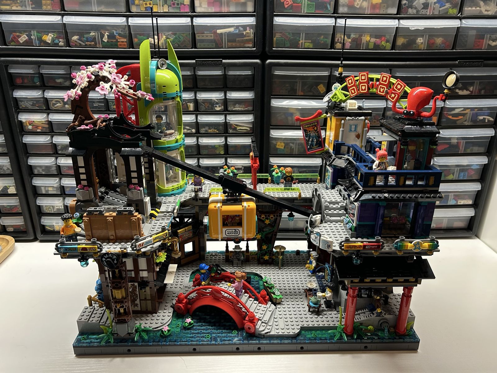 Lego Ninjago City Markets 71799 complete