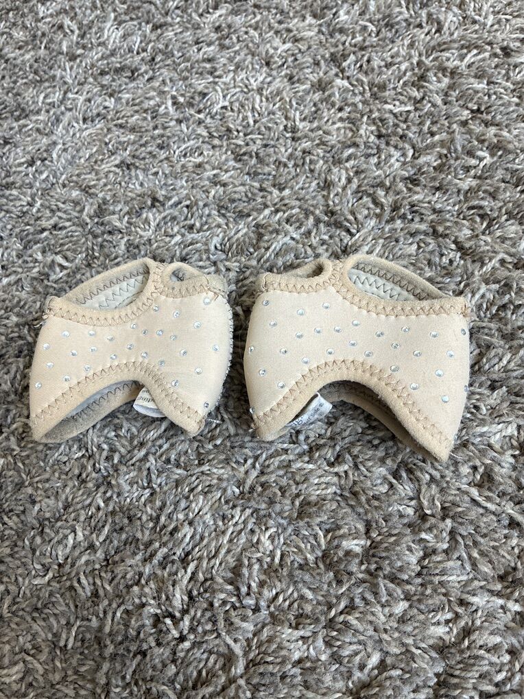 Danshuz Girls Large  Metatarsal Pads For Dance